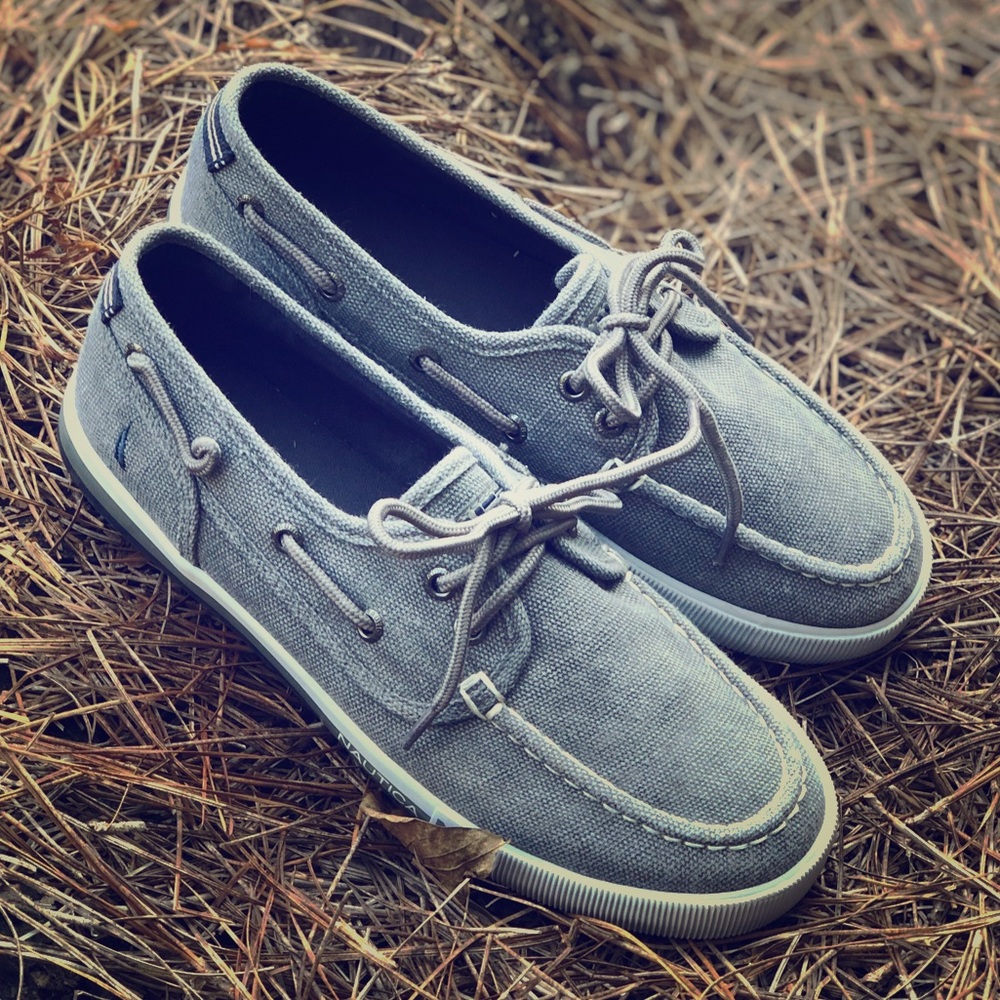 Boys’ Gray Nautica Spinnaker Shoes Size 5